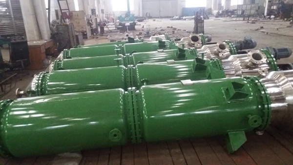 刮板式薄膜蒸發(fā)器蒸發(fā)效率變低的因素及解決方法 刮板式薄膜蒸發(fā)器蒸發(fā)效率變低的因素及解決方法